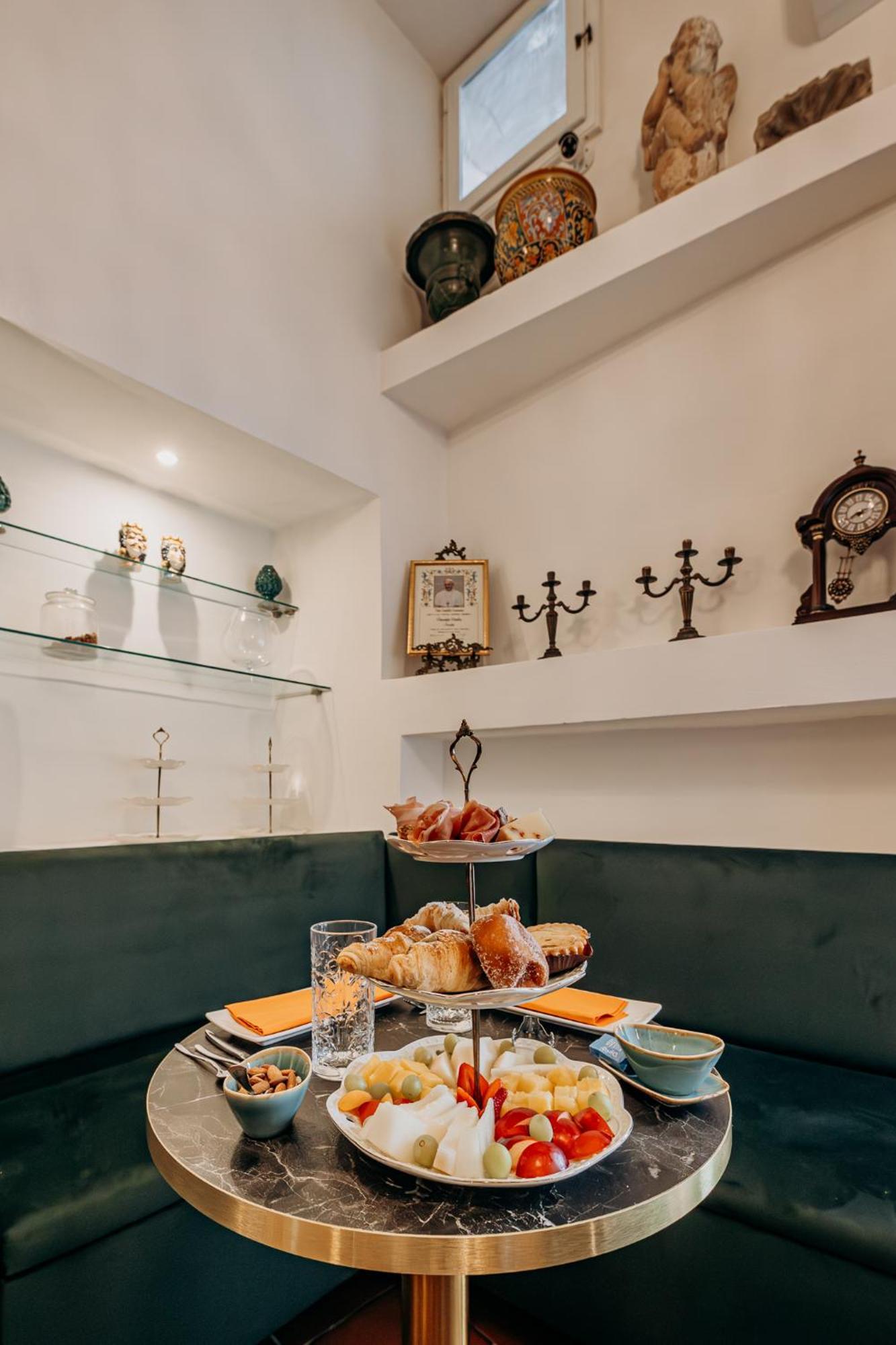 Bed and Breakfast Palazzo Giunta - Porta Marina Ortigia Сиракузы Экстерьер фото