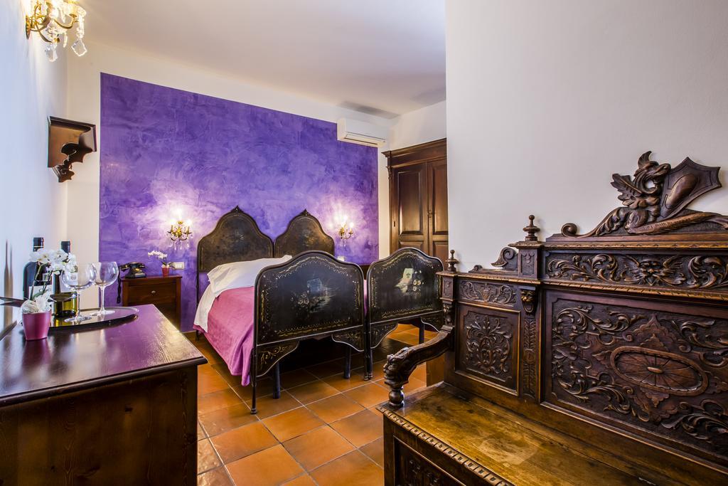 Bed and Breakfast Palazzo Giunta - Porta Marina Ortigia Сиракузы Экстерьер фото